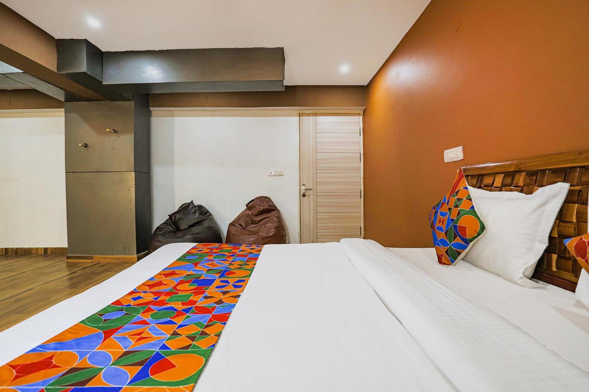 Fabhotel Skylight Inn Near Medanta Hospital Gurgaon Luaran gambar